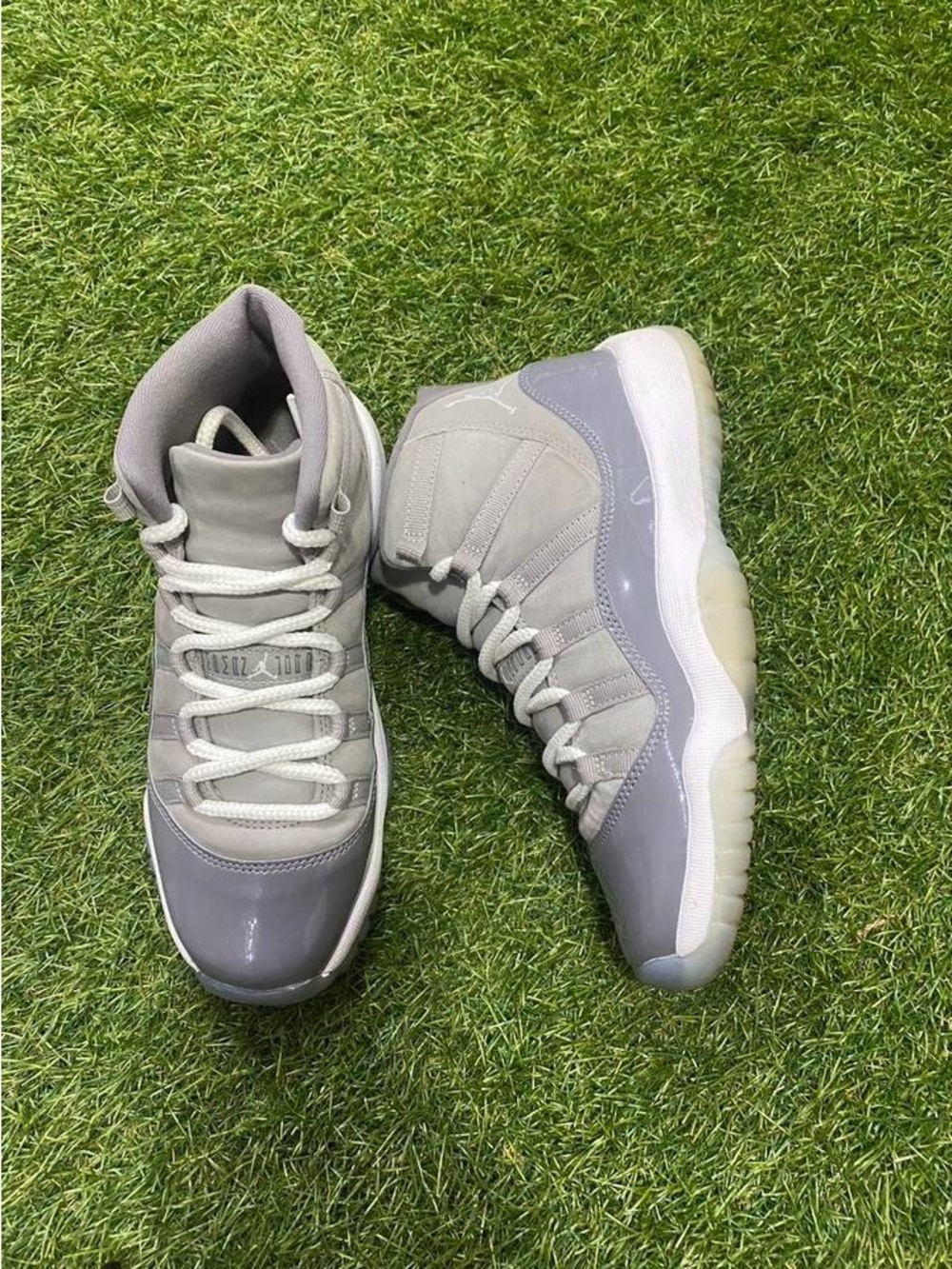 Jordan Retro High-Top Sneakers in Grey and White